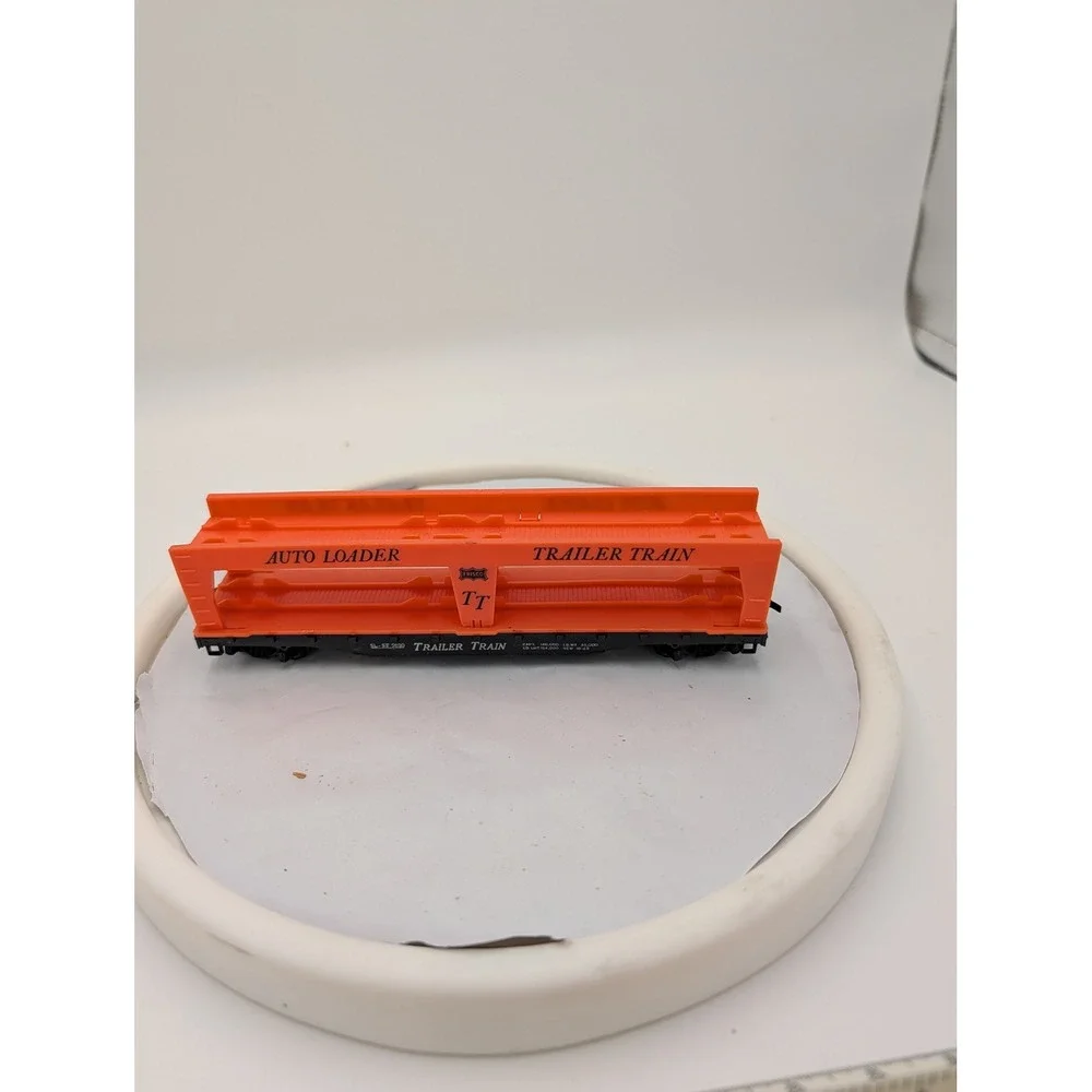 Frisco Trailer Train Auto‎ Loader Boxcar HO Scale Orange Black Model Train Car
